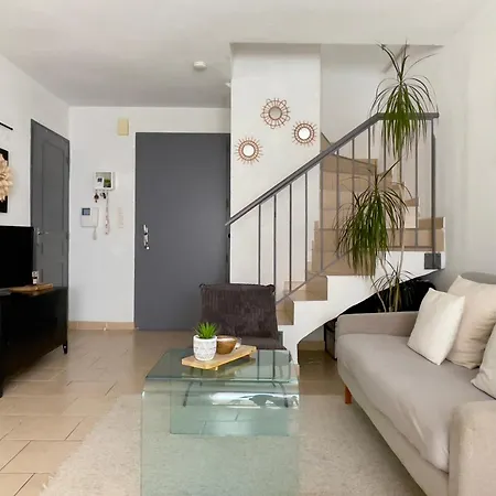 Charmante Maison Avec Jacuzzi Et Parking Appartement